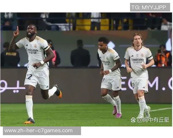 清晨4点 皇马出战：赢球将夺回第1 姆巴佩冲纪录 3人回归